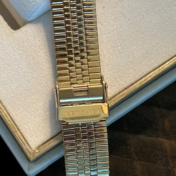 Versace Medusa watch main image 5